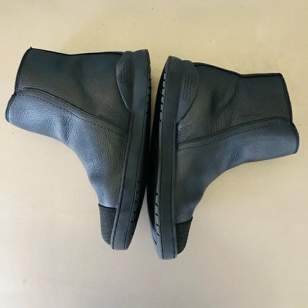 ‎Biomecanics Girls' Glitter Booties